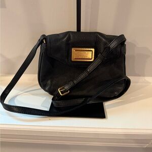 Marc Jacobs pebbled leather crossbody